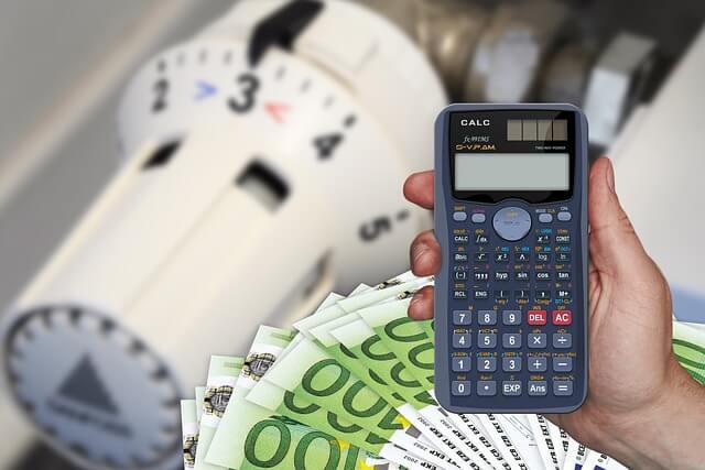 A calculator as a financial planning tool